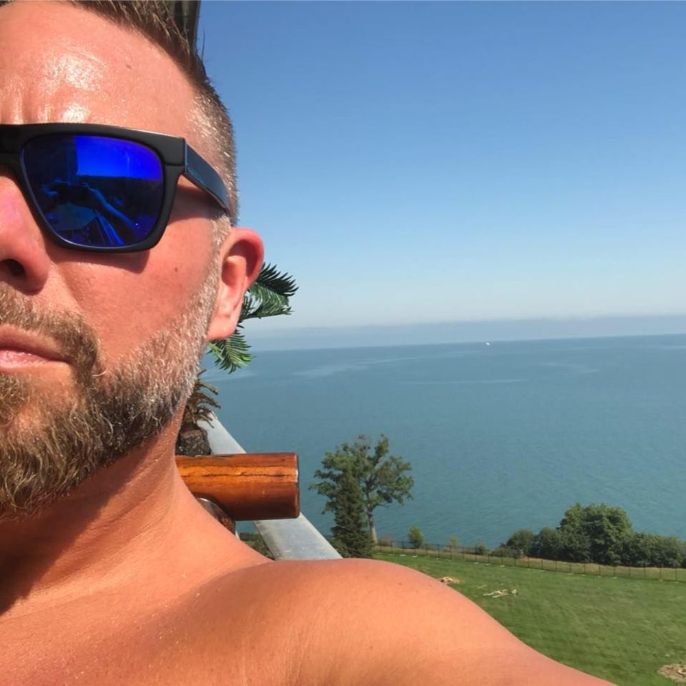 Meet your Posher, Brian